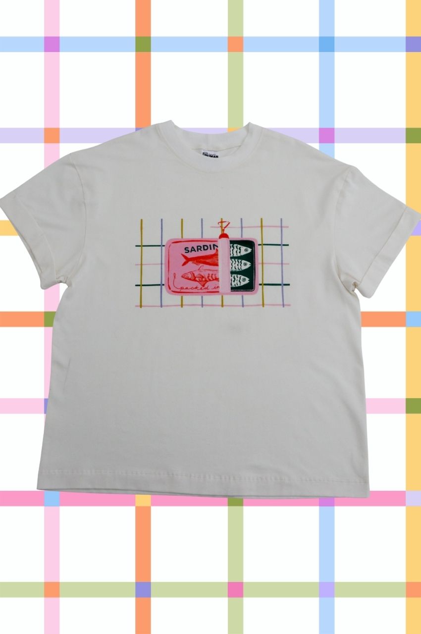 Sardine Scene: Fold up sleeve T-shirt